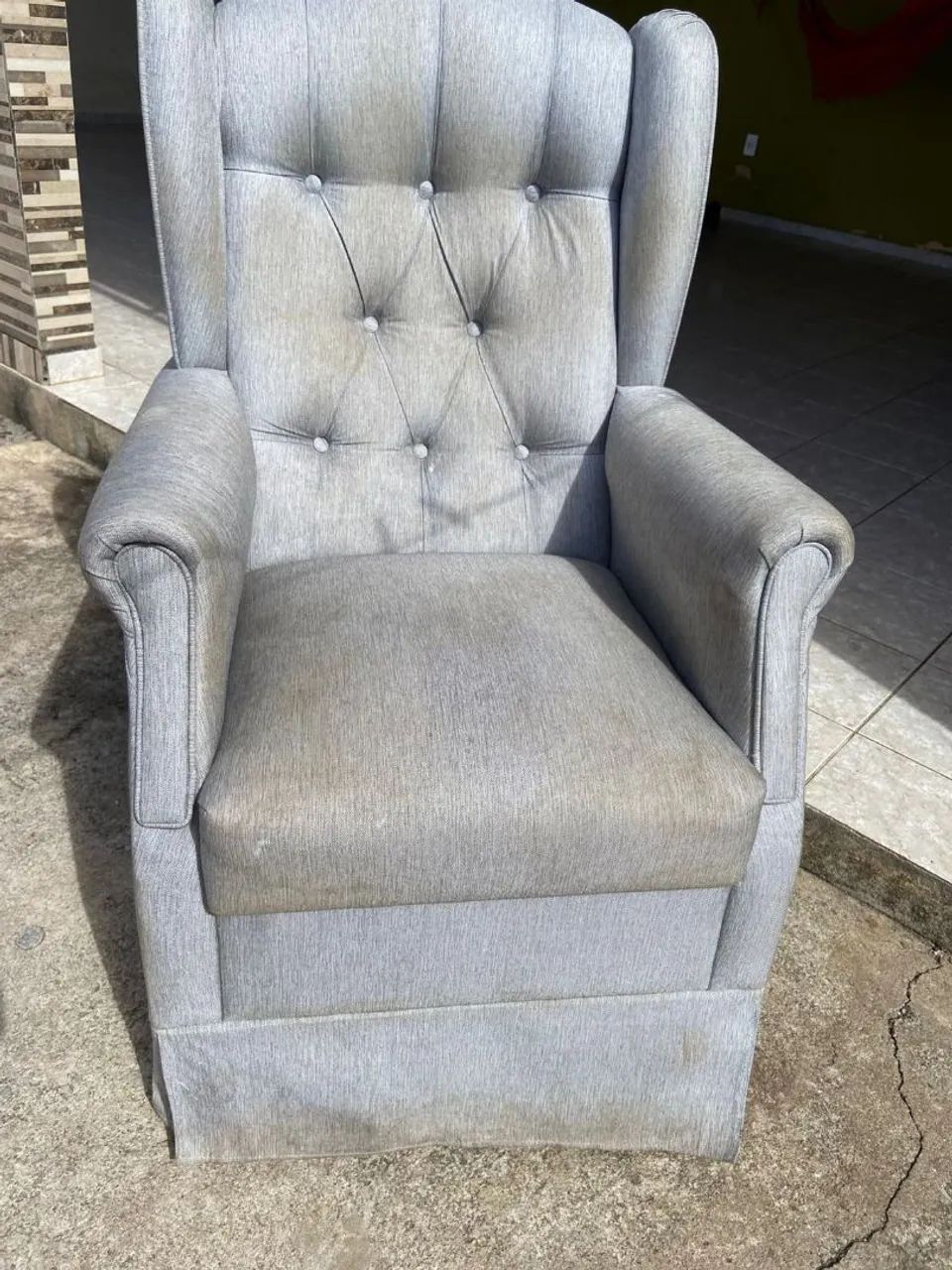 Poltrona Cinza pra amamentação e colocar bb pra dormir  - Foto 4