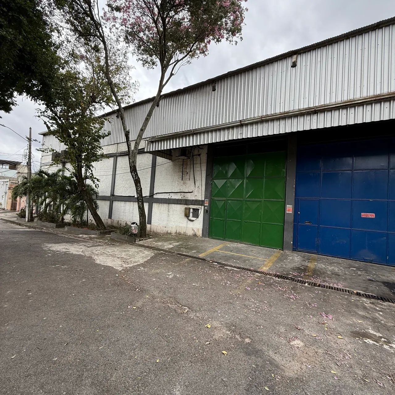 Vendo galpão 2000m2 Inhauma 