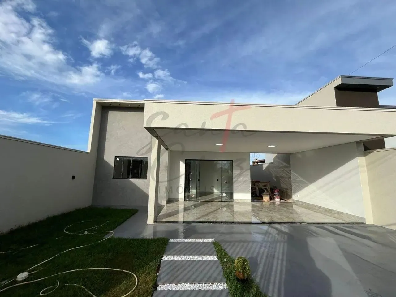 CASA A VENDA NO JARDIM BOUGAINVILLE