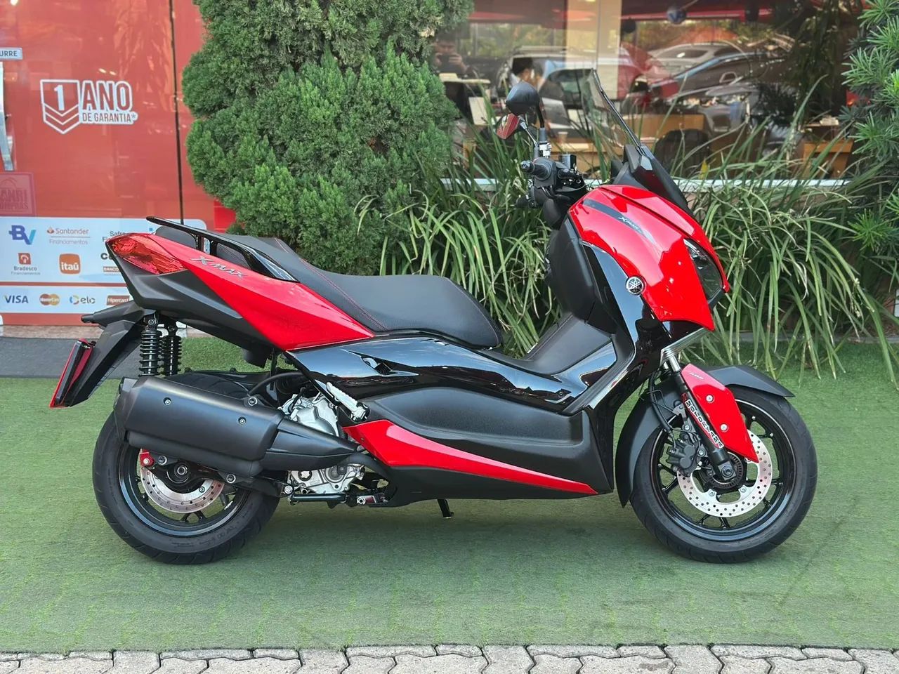 YAMAHA XMAX 250 ABS - Foto 5