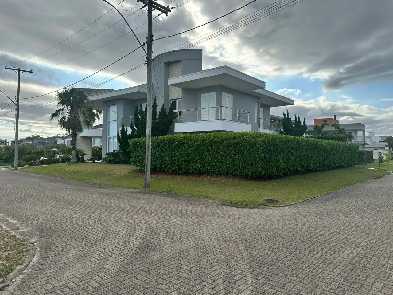 Sobrado à venda com 440 m2 e 6 quartos no Condomínio Ocean Side em Torres RS - Foto 5
