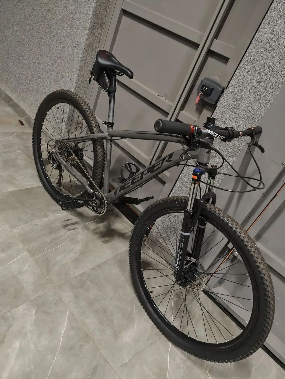 Bicicleta aro 29 Mountain Bike - Foto 2