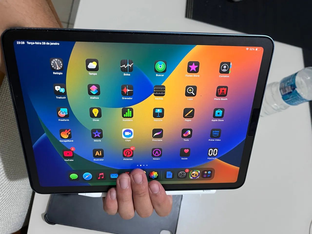 Ipad Air 5th azul - 64 GB