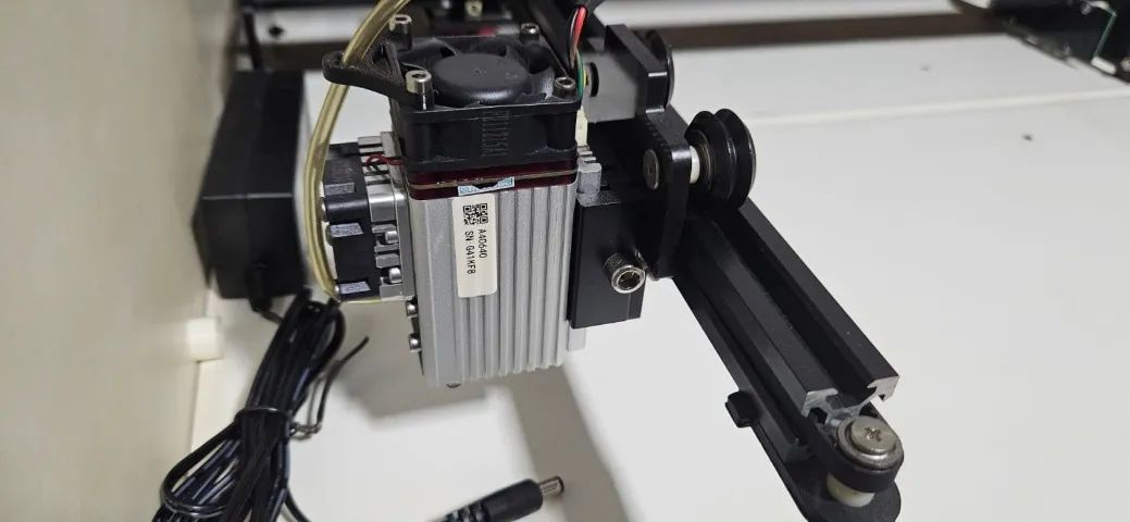 Neje 3 Plus praticamente nova, com upgrades originais Neje e caixa própria para gravação - Foto 5