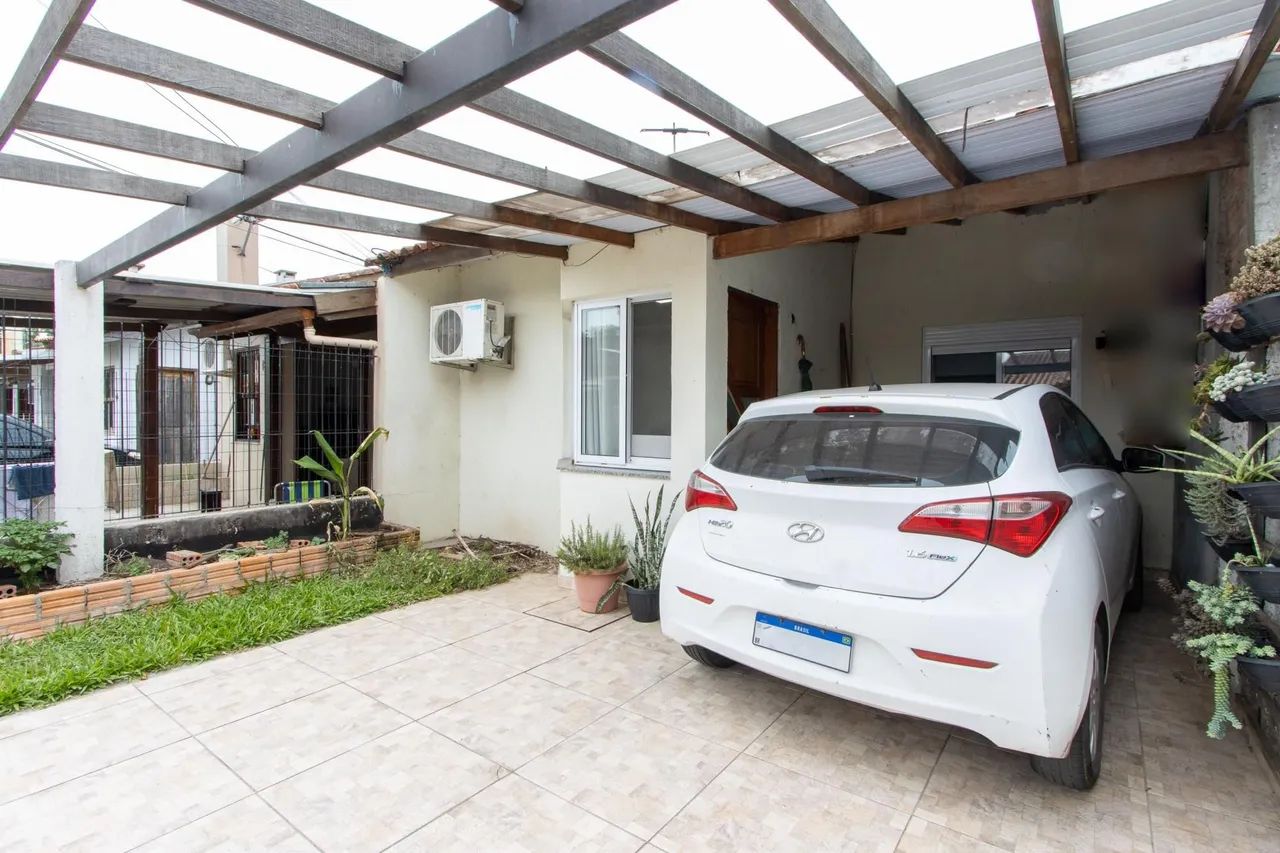 Casa terrea de 2 dormitórios, em excelente localização, amplo pátio e local tran