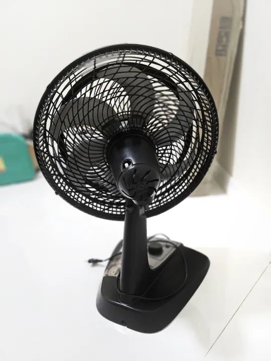 Ventilador grande Silence Force Arno VF40 Preto/prata 110V - Foto 3