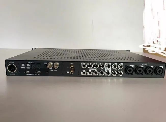 UNIVERSAL AUDIO APOLLO 8P quad① Interface de Audio Universal audio Apollo 8 Quad como novo