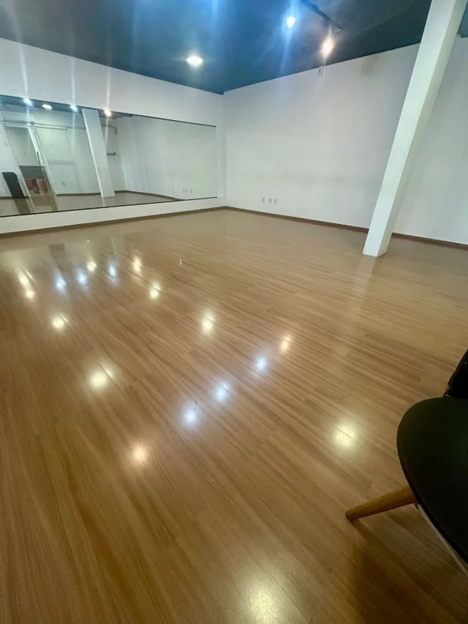 Piso laminado Amadeirado Eucafloor alto trafego
