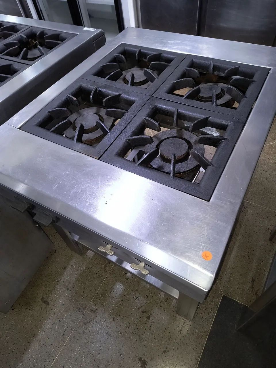  Fogão Industrial Inox 4Bocas Duplas Tipo Ilha Servinox - Ótimo Estado  - Foto 3