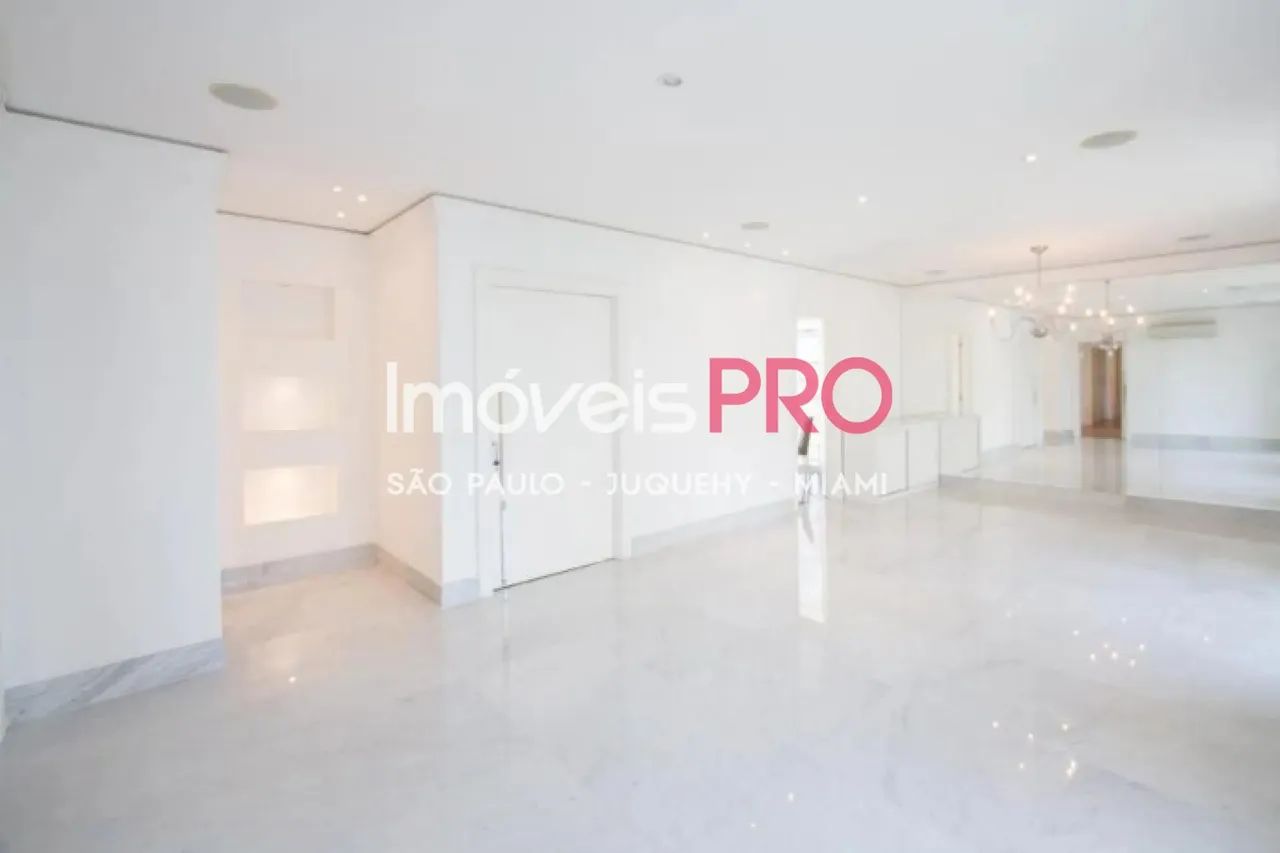 Apartamento para locação com 247m² no Campo Belo - São Paulo