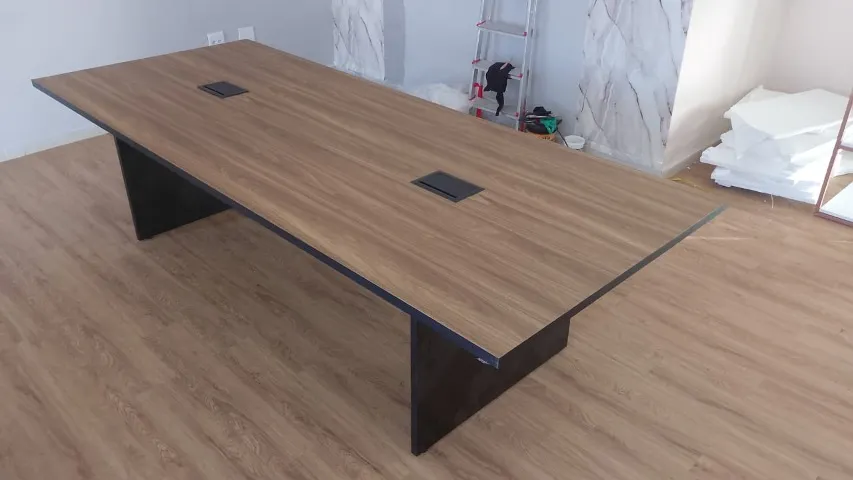 MESA DE REUNIÃO