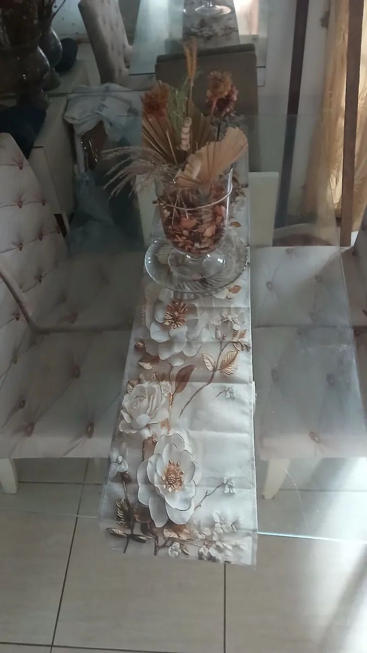 Mesa com tampo de vidro - Foto 2