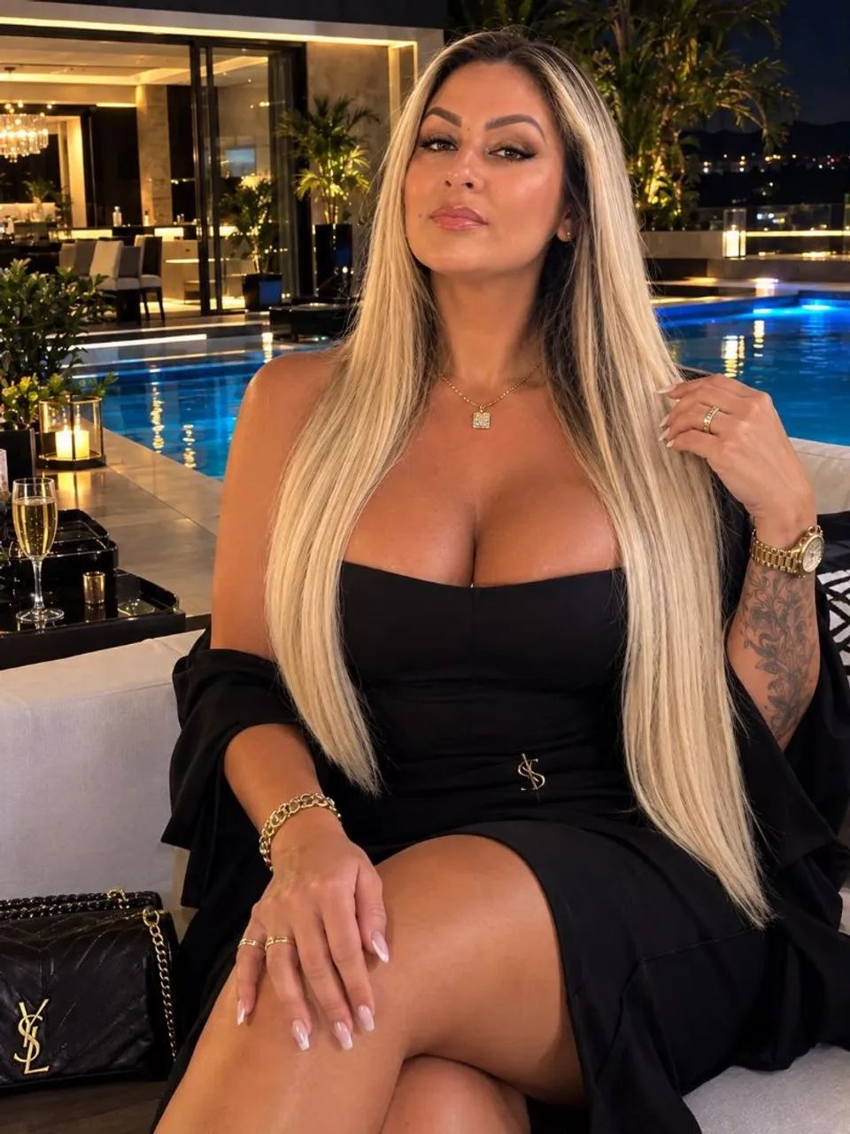 Colocação e manutenção de mega Hair  - Foto 3