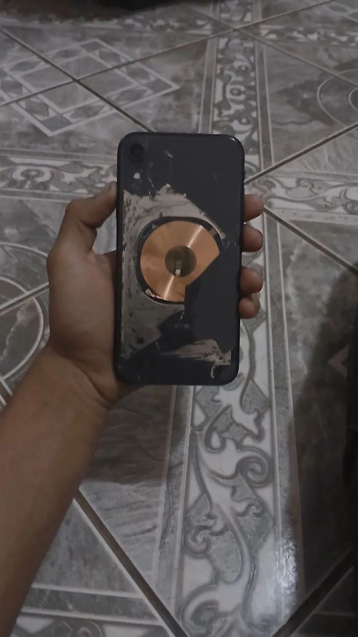 Iphone xr para retirada de peças  - Foto 2