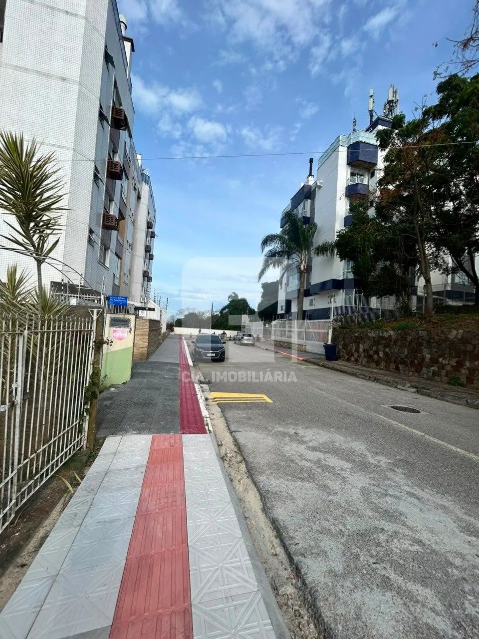 Amplo terreno à venda em Coqueiros - Foto 4