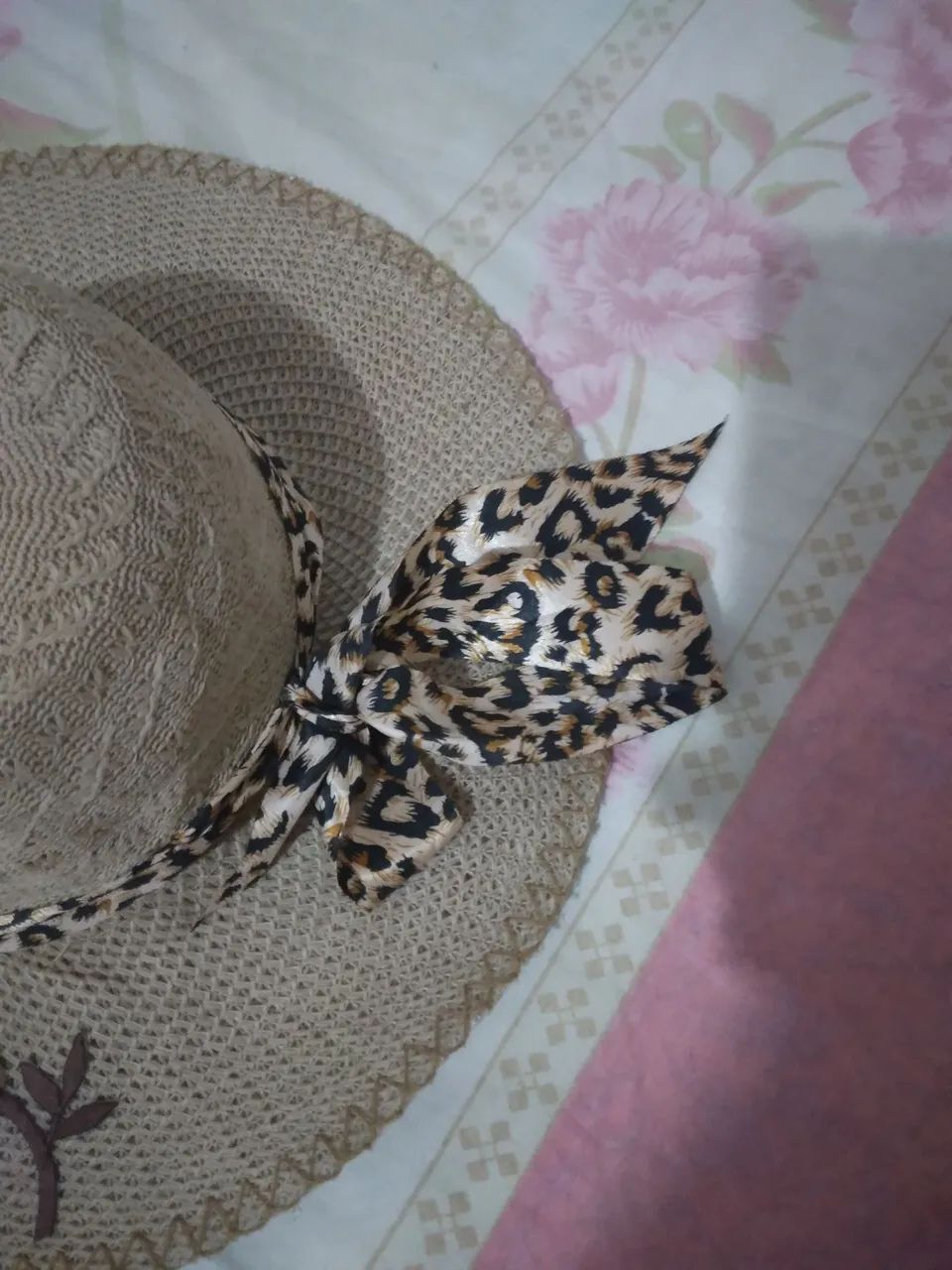 Belíssimo Chapéu decorativo feminino  - Foto 4