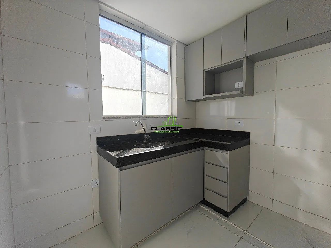 Casa duplex, 3 dormitórios, 2 vagas - Foto 2