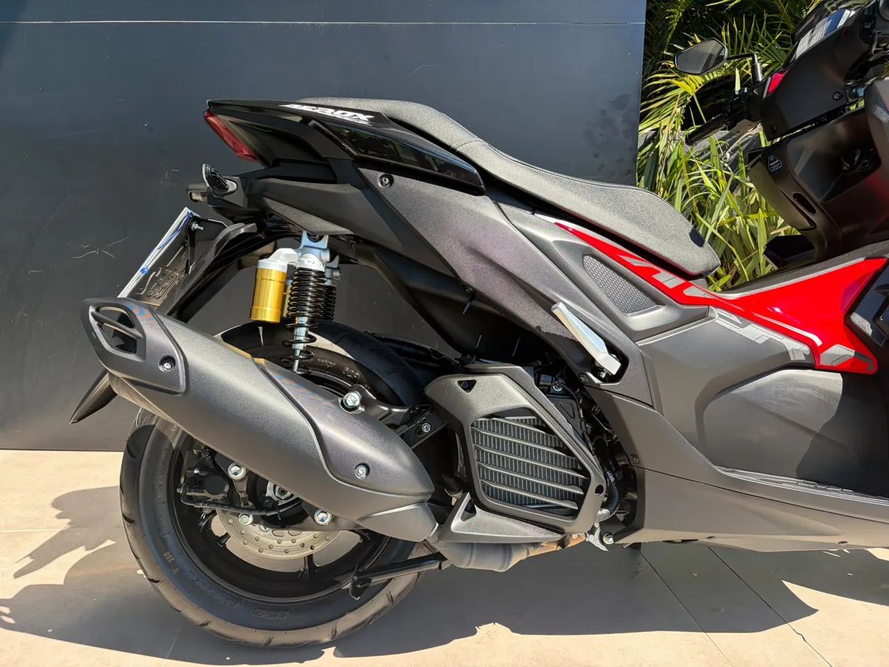 Aerox 160 - Foto 4