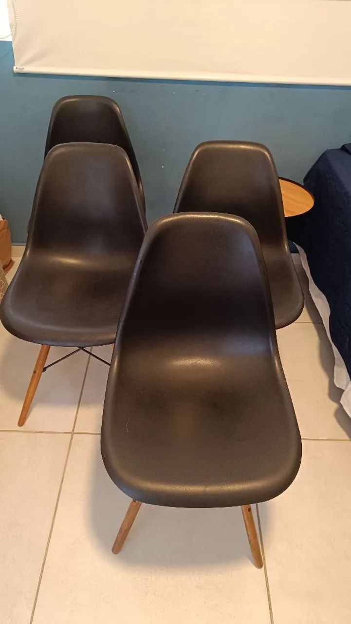 Cadeiras Eames