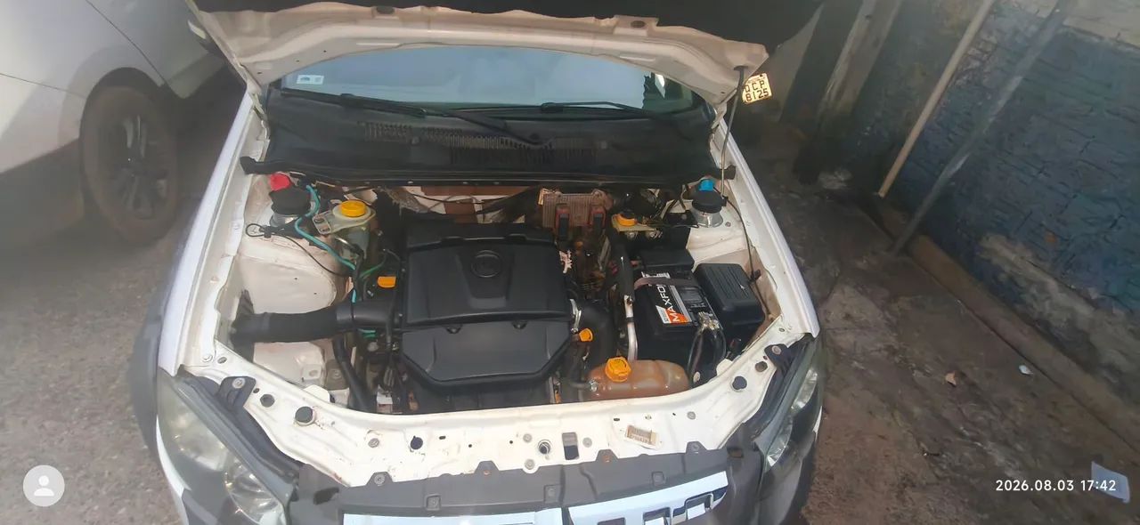 Fiat Strada Adventure1.8/ 1.8 Locker Flex CD 2015 - Foto 4