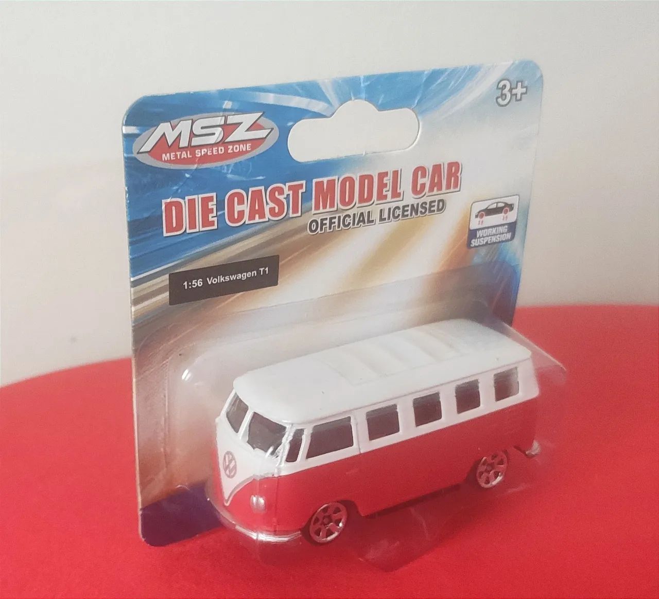 Miniatura Kombi Vermelha  - Foto 2