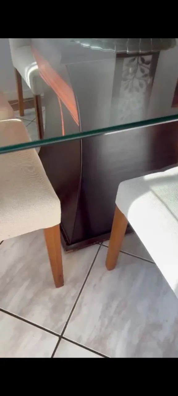Mesa de vidro sem cadeiras 1,40x1,49 - Foto 2