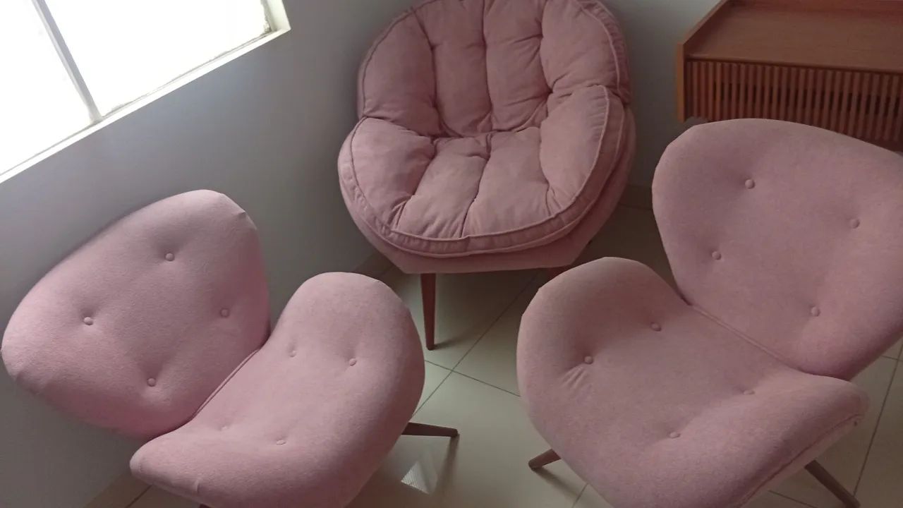 Conjunto 3 cadeiras alcochoadas de veludo