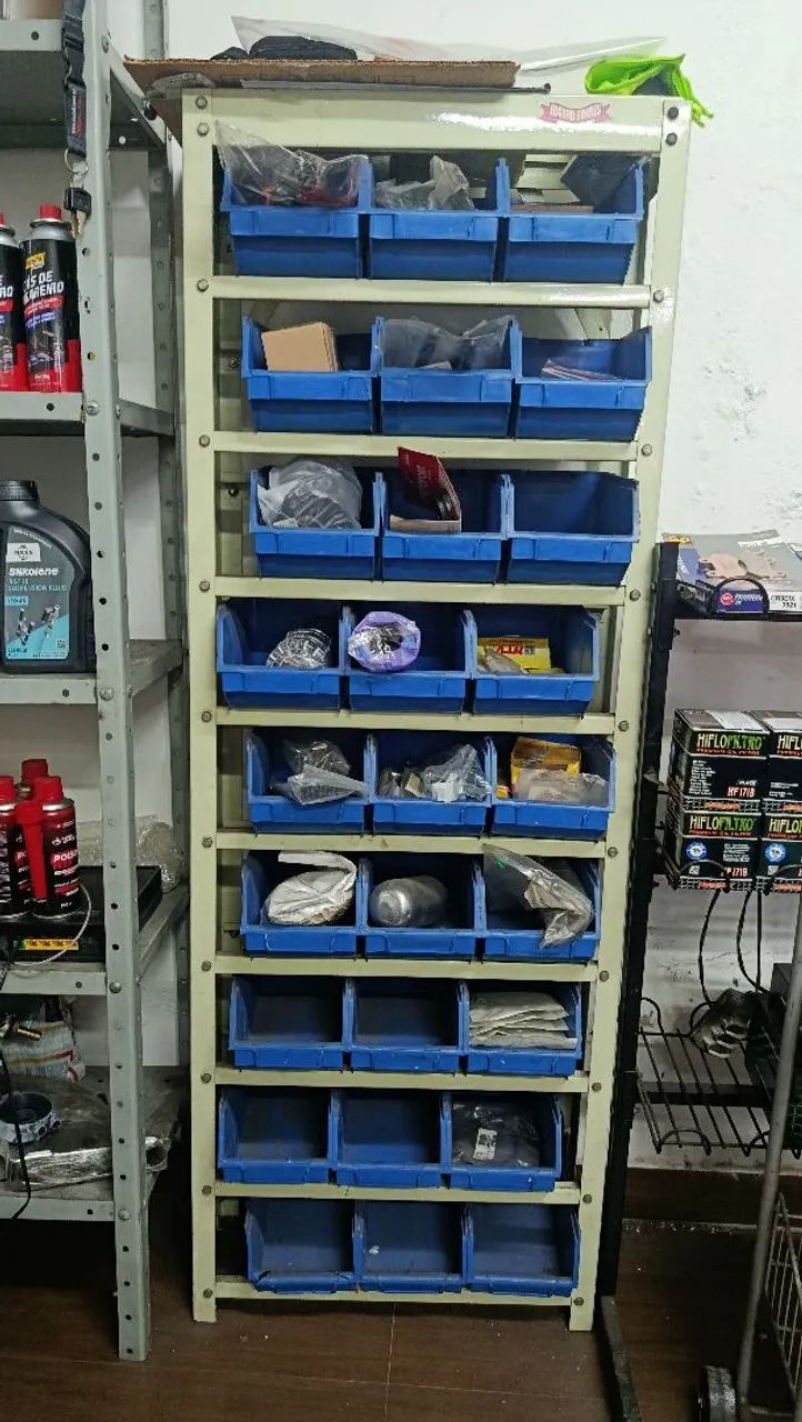Estante Metálica com Bin 