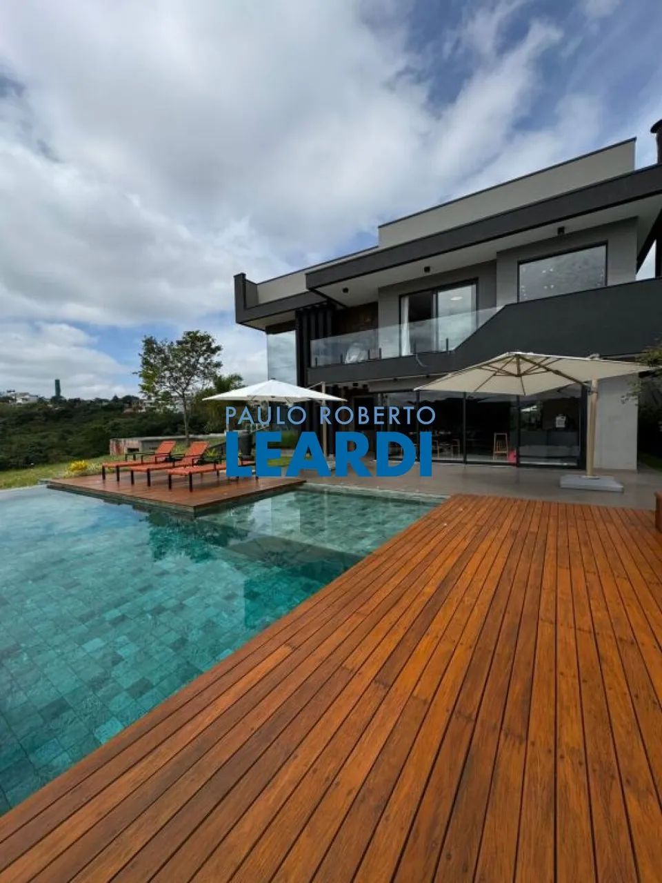CASA EM CONDOMÍNIO - OURO FINO - SP