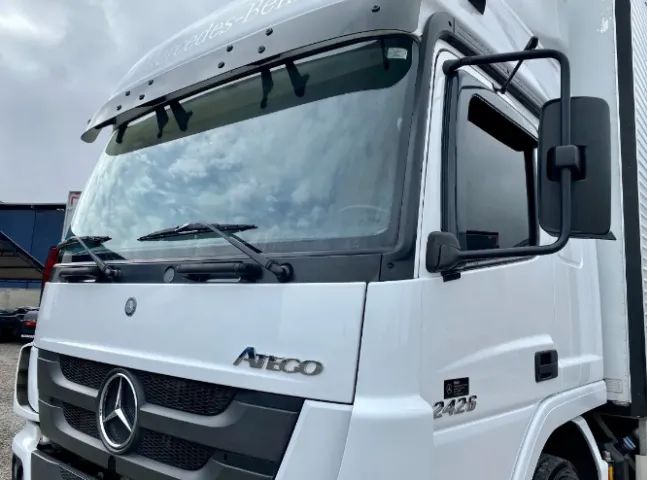 Atego 2426 Bau 2018  - Foto 4