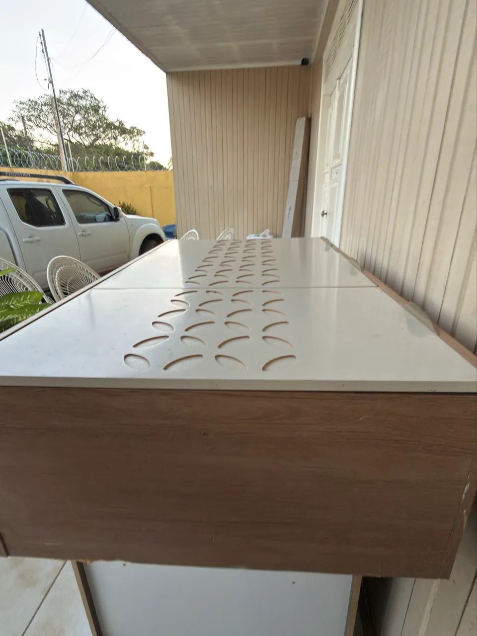 3 Armários de parede 