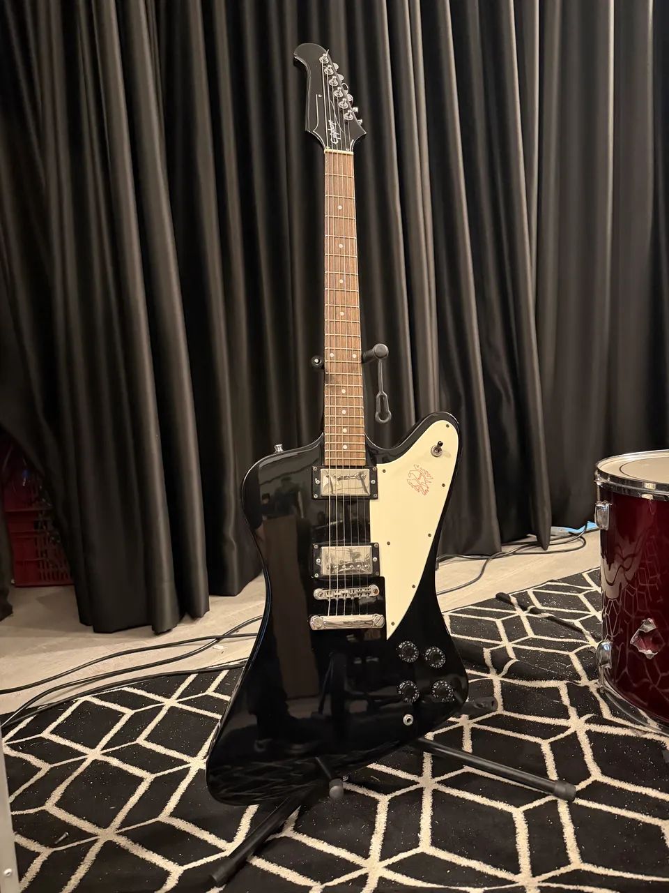 Guitarra Epiphone Firebird Custom Shop