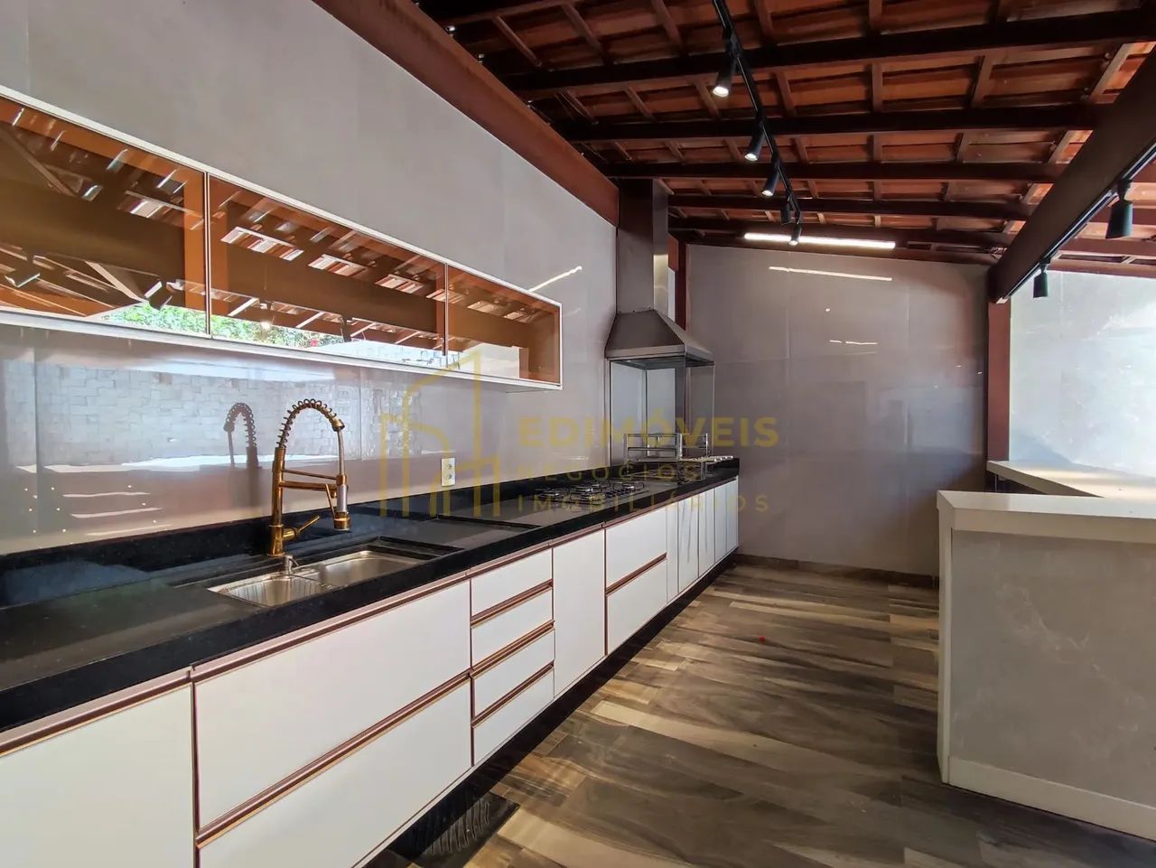 Casa Charmosa com Quintal Gourmet e 2 Vagas em Praia da Baleia  Serra/ES - Foto 10