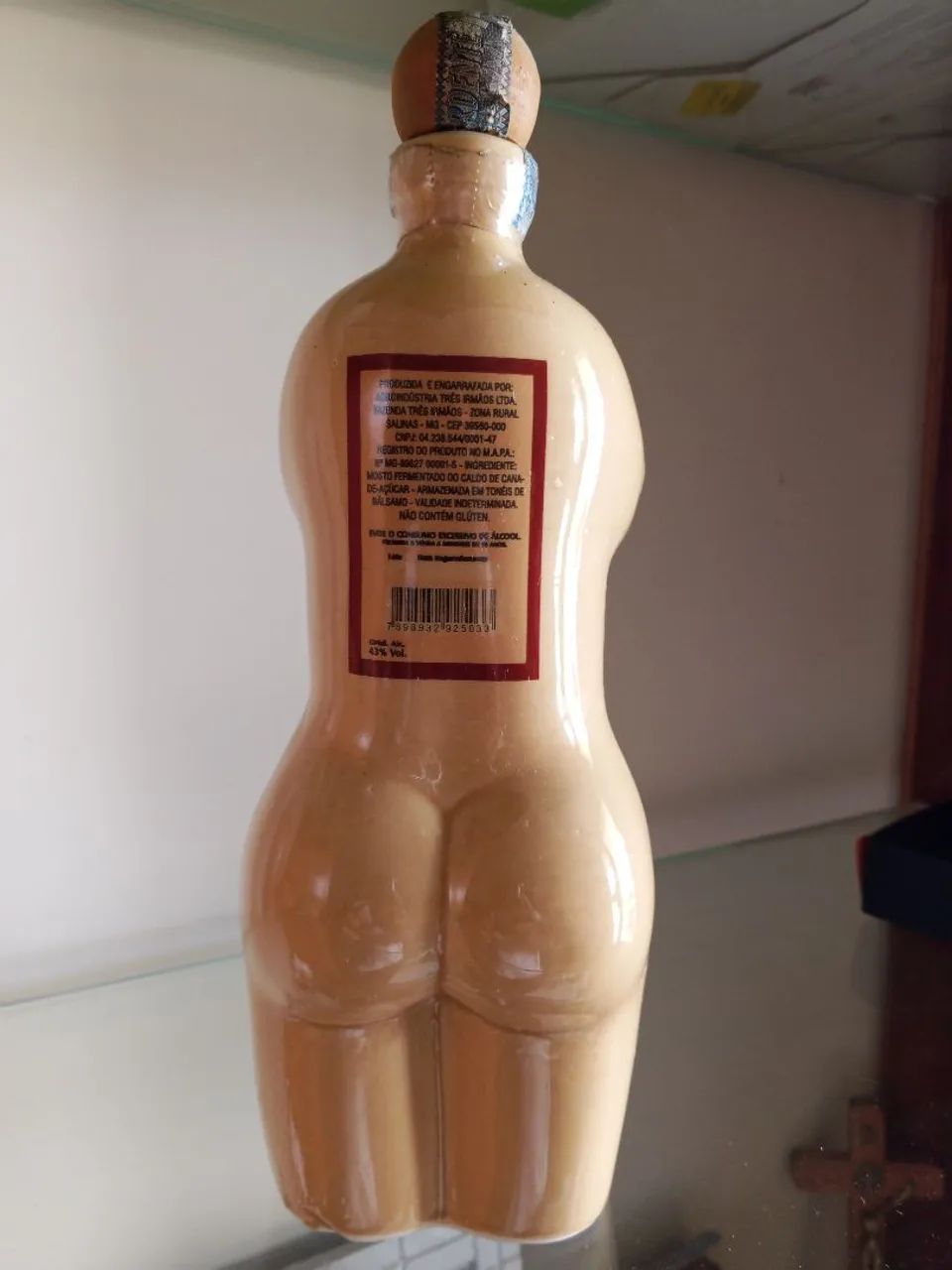 Garrafa de porcelana forma feminina  - Foto 3