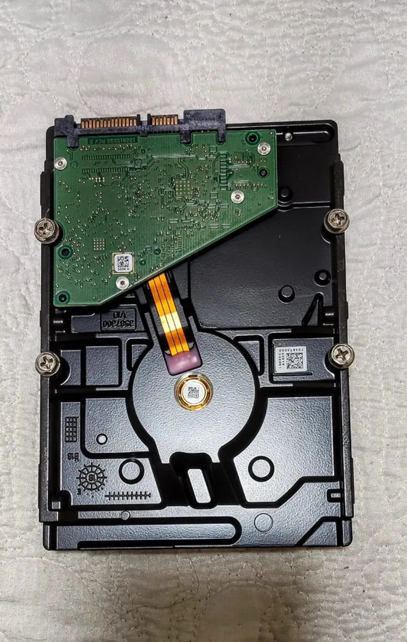 HD INTERNO SEAGATE SKYHAWK 1TB - ST1000VX008 - Foto 2