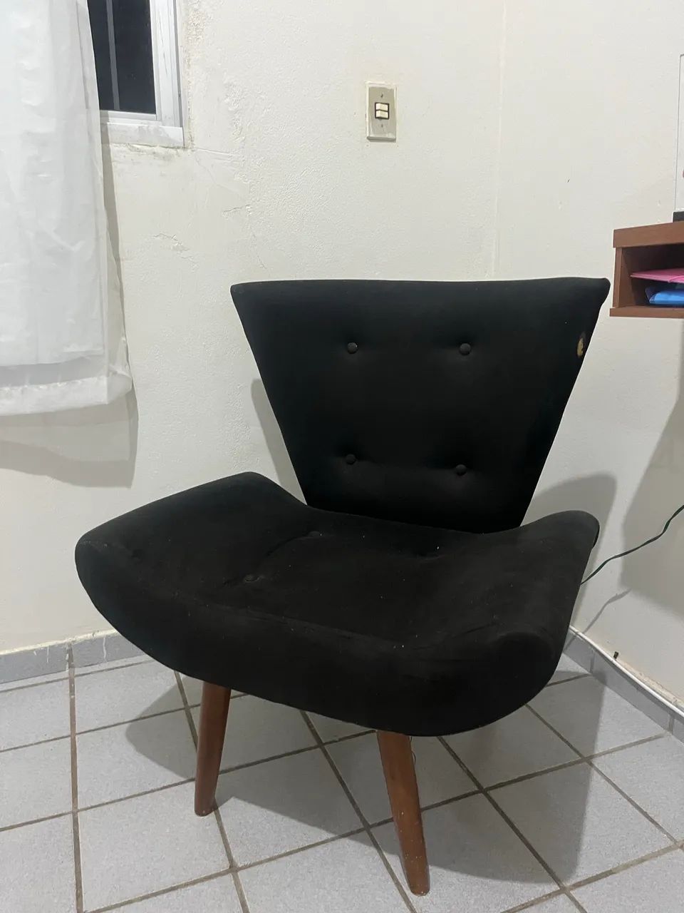 Poltrona decorativa preta  - Foto 3