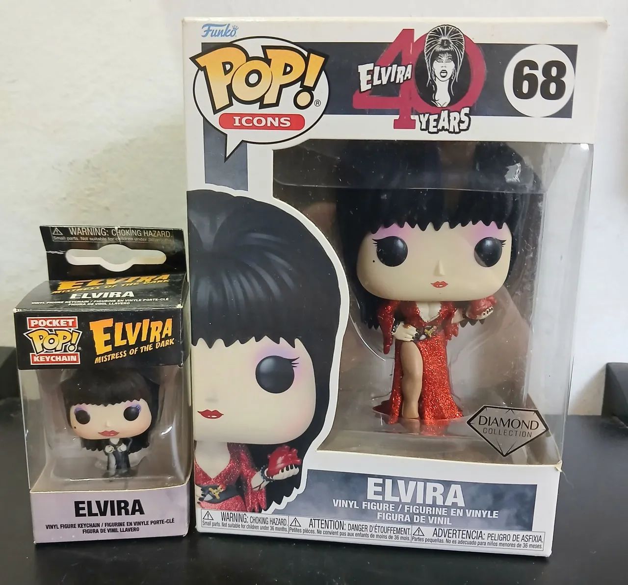 Funko Pop 68 Elvira Diamond Collection com Chaveiro Originais