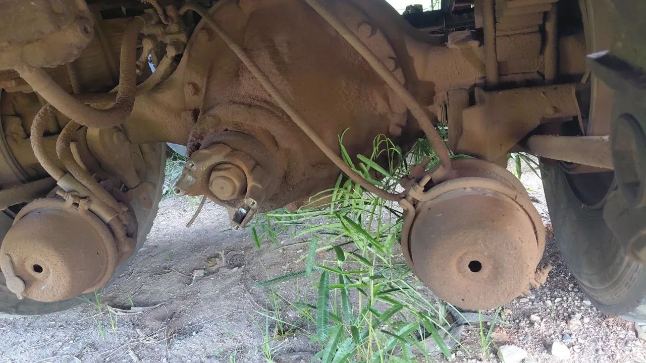 Vendo carcaça de caminhão  - Foto 4