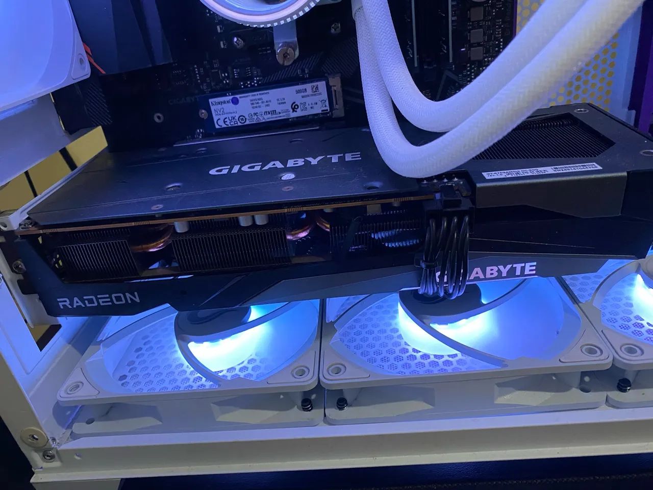 Rx 7600 triplo fan gigabyte  - Foto 2