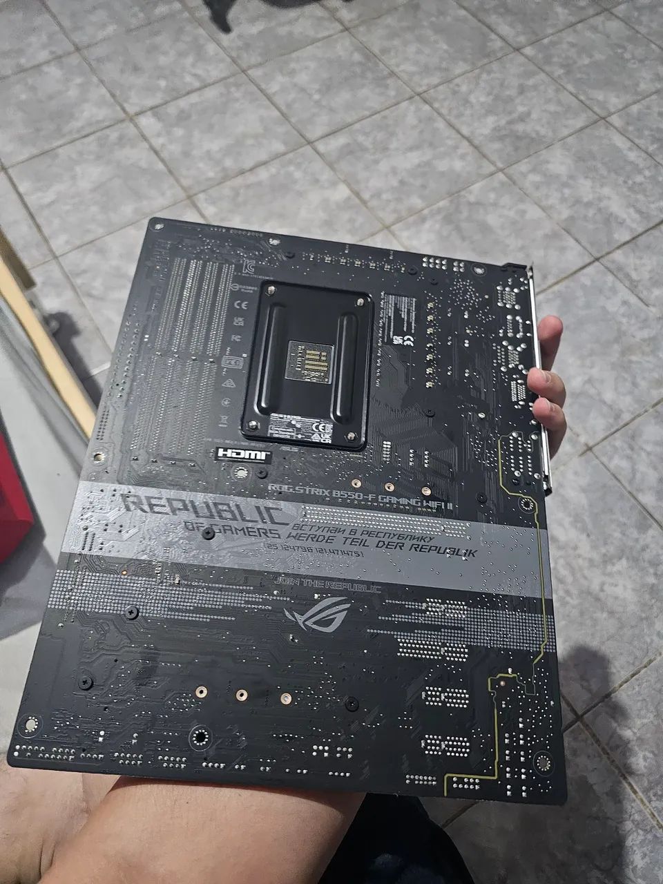 Placa mãe am4 B550F - Foto 3