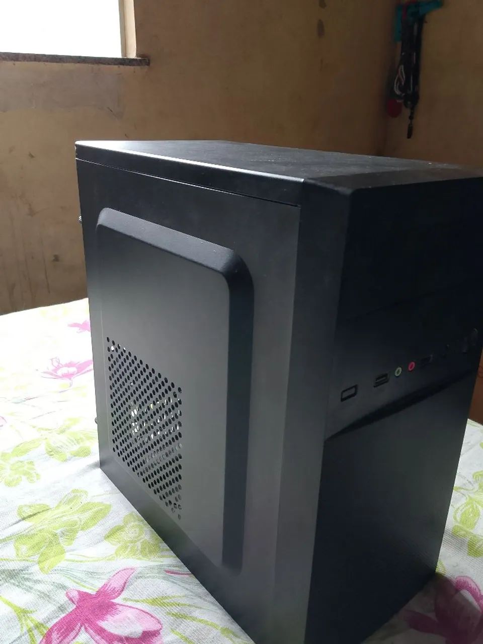 Vendo CPU, semi nova com nota fiscal - Foto 3