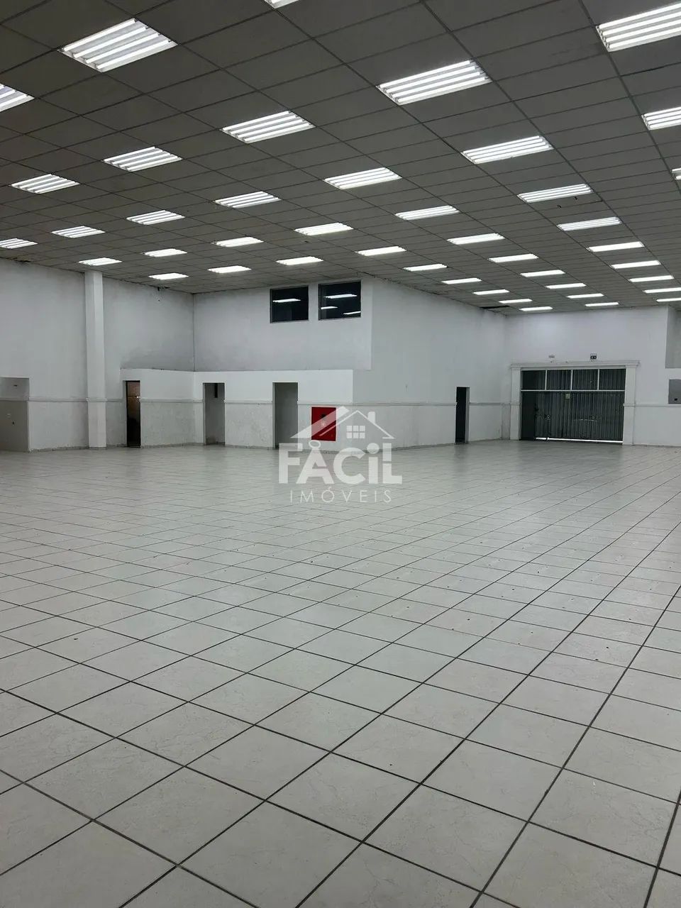 Galpão para Locação em Andorinhas, Vitória - 920m² - Foto 2