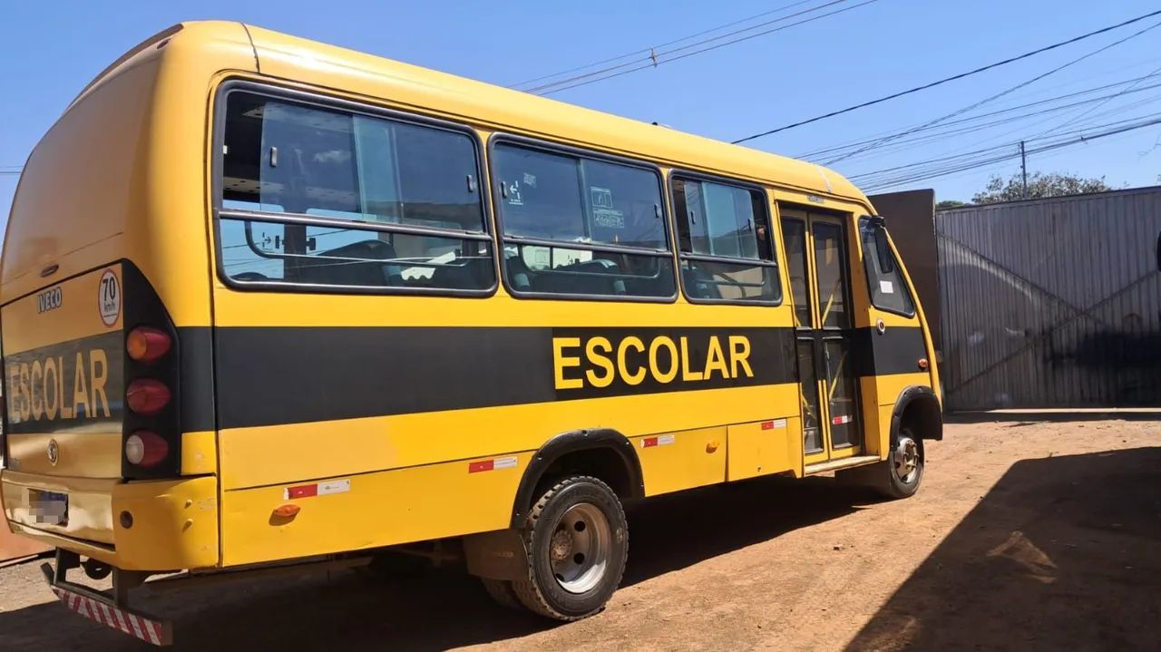 Micro-onibus 30 lugares iveco cityclass 70c17  30 - Foto 7
