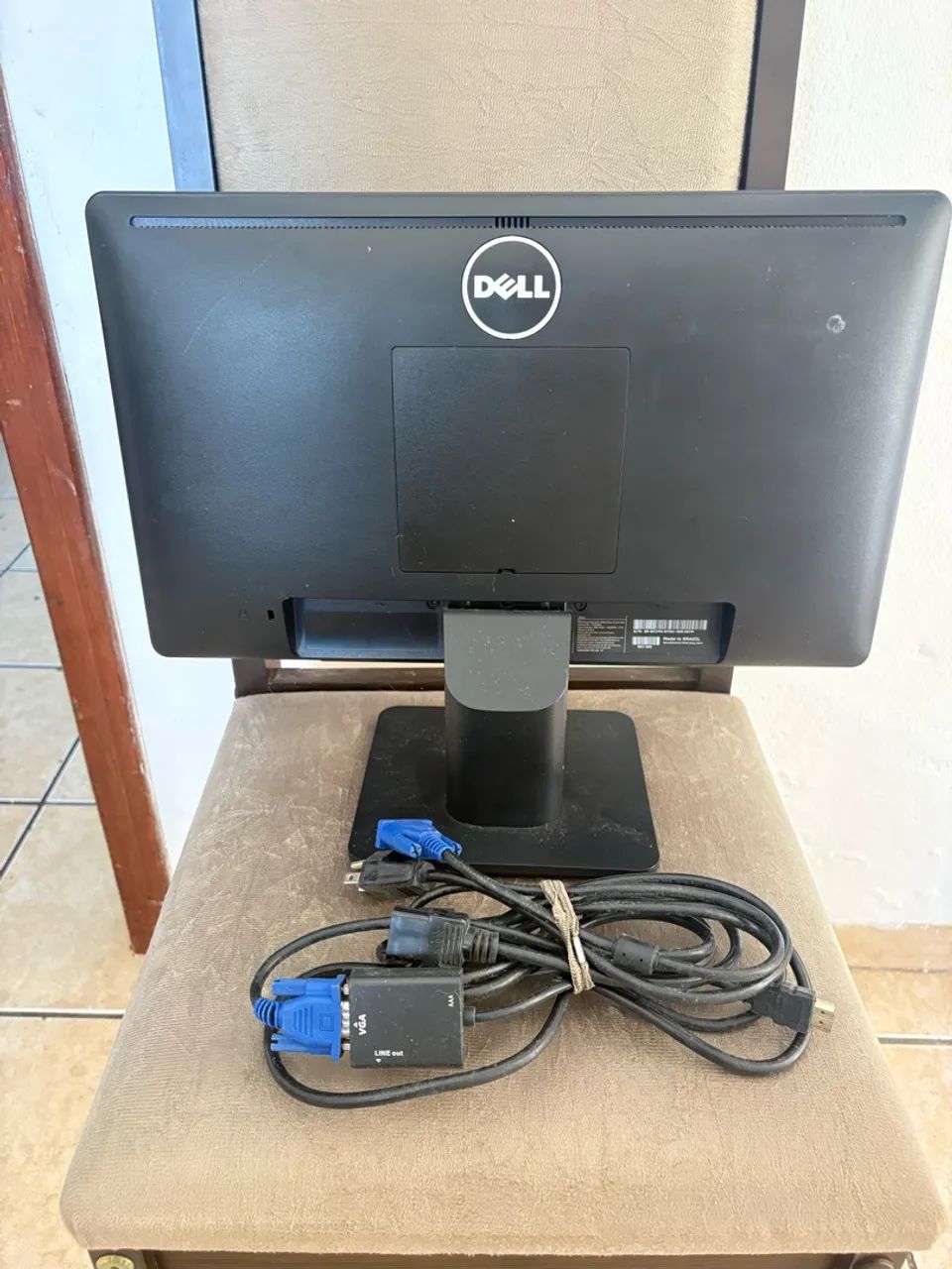 Monitor DELL 60Hz 19 polegadas + cabo VGA e adaptador HDMI + cabo de energia - Foto 3