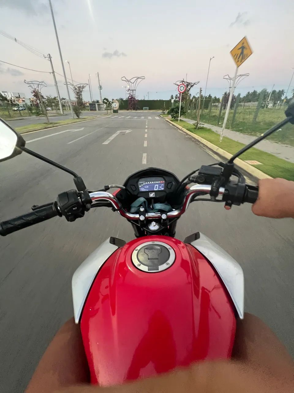 Honda titan 2022 - Foto 5