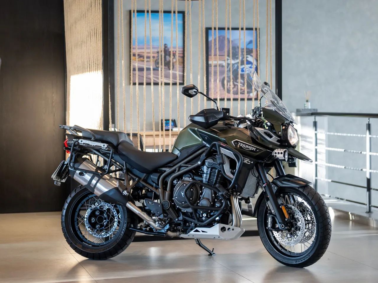 TRIUMPH TIGER 1200 EXPLORER XCA 2017 - Foto 2