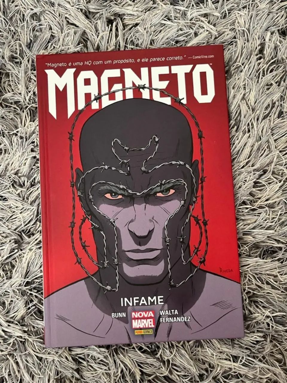 HQ Magneto Infame de Cullen Bunn