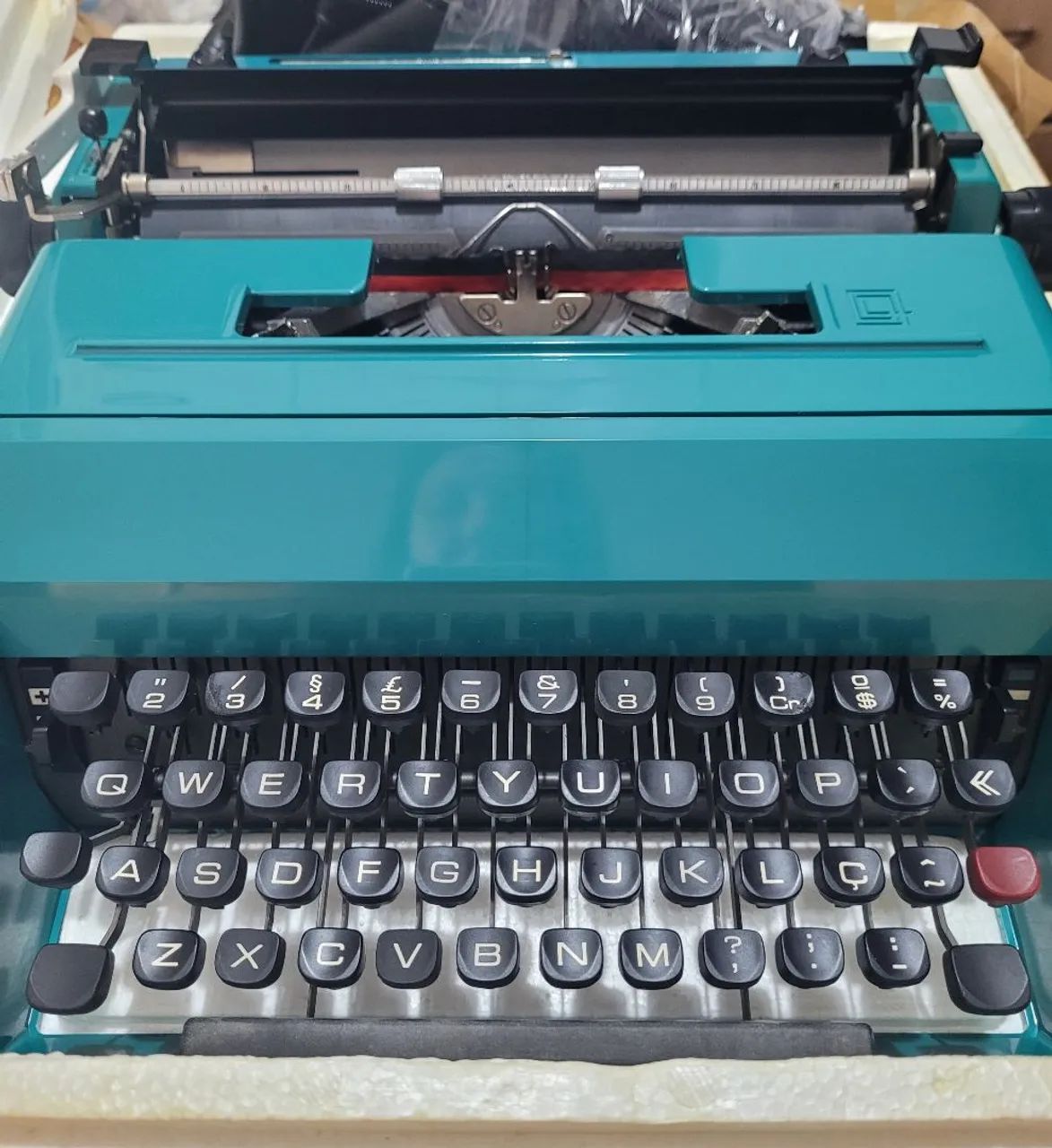 Máquina de Escrever Olivetti NOVA - Foto 4
