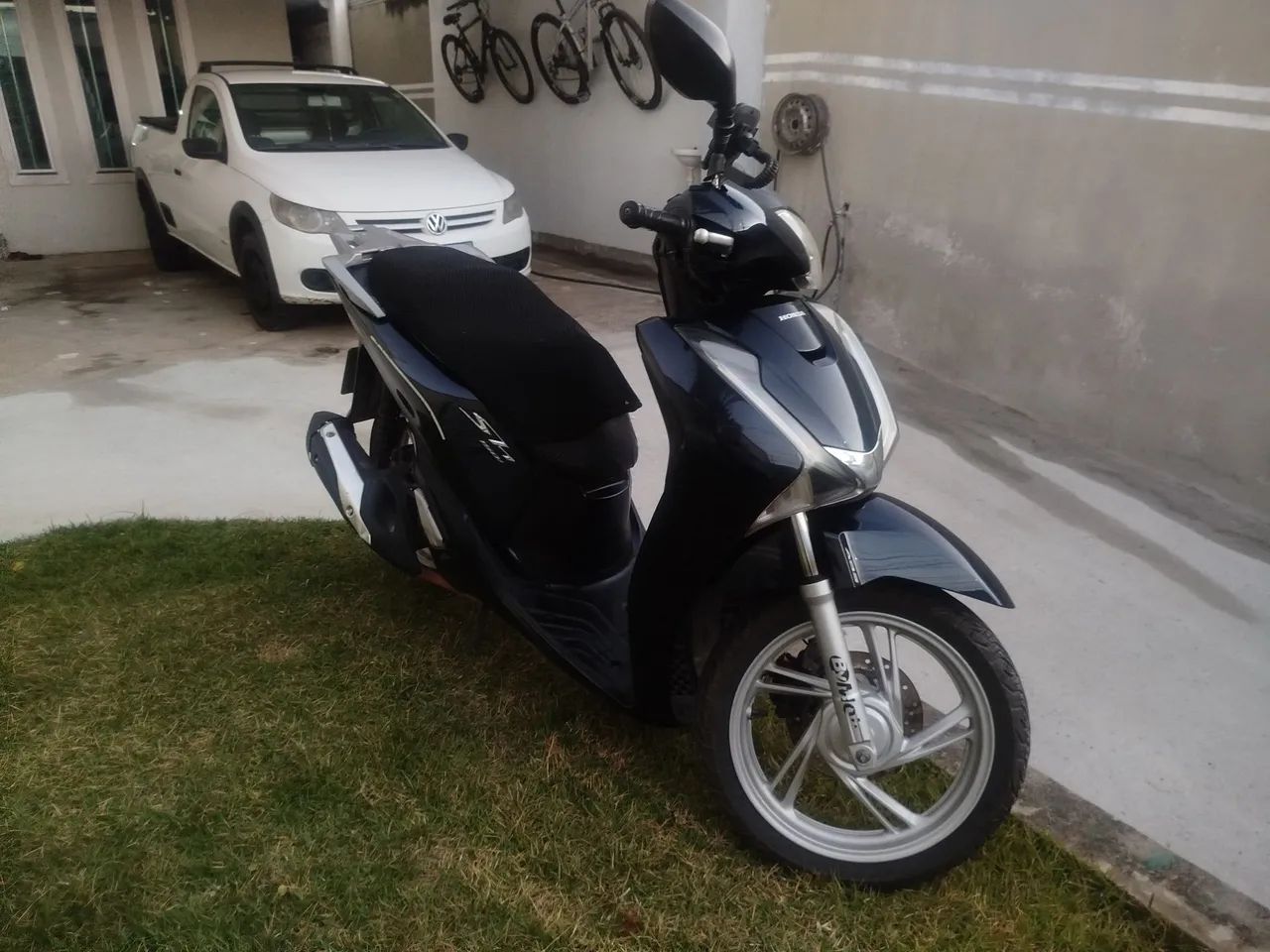HONDA SH 150 AUTOMÁTICA 2017 À VENDA - Foto 4