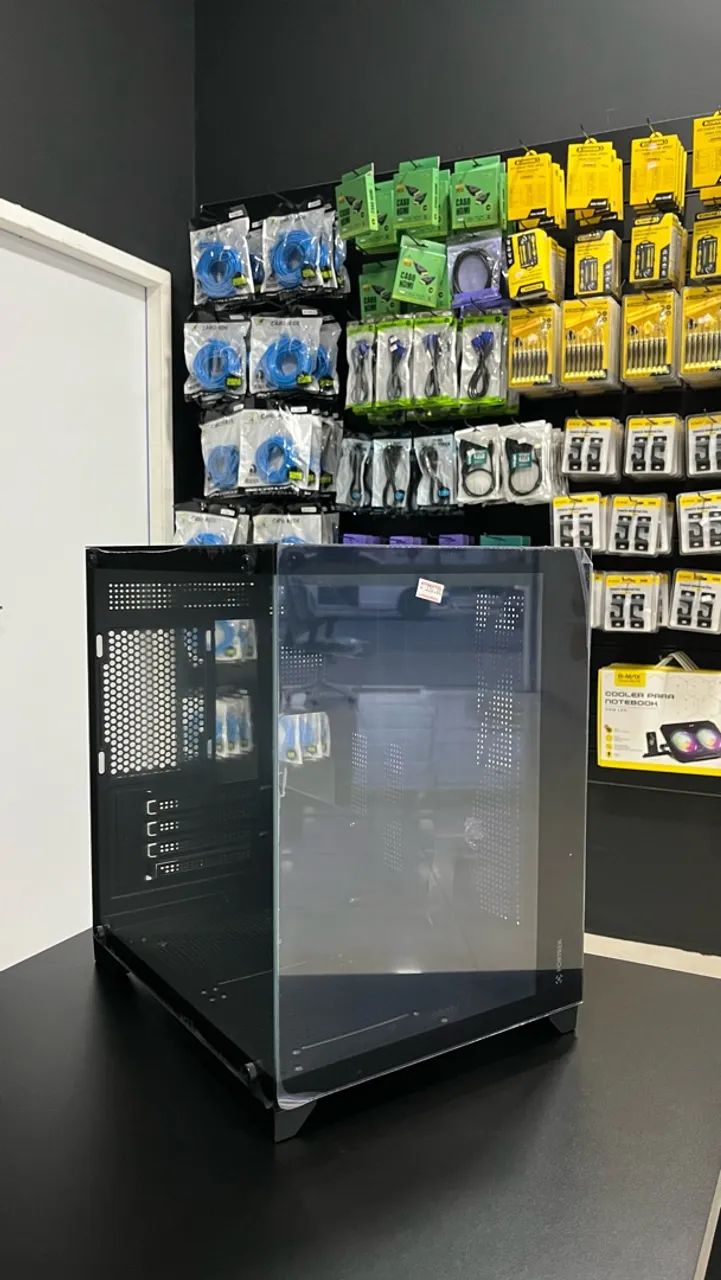 Gabinete Gamer Aquário Clarity 
